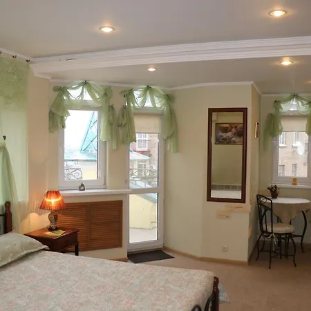 Cozydine Aparthotel Kiew